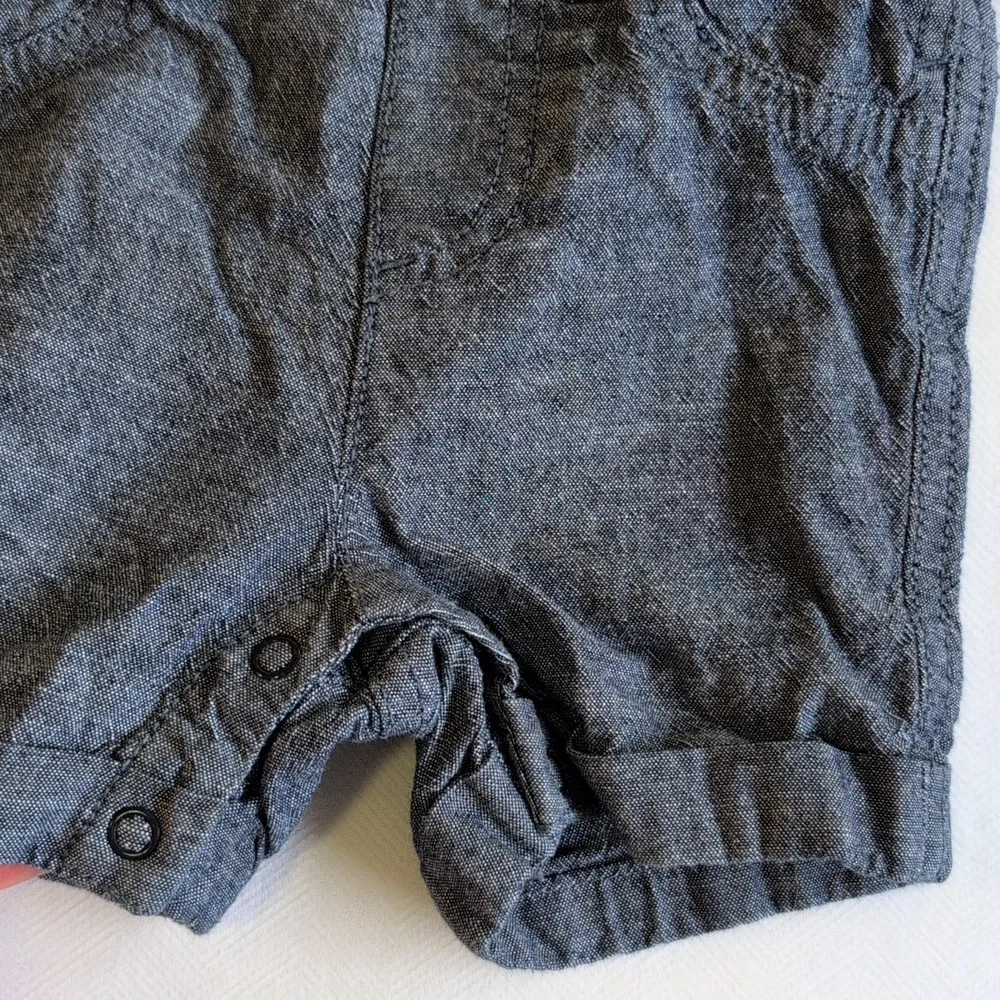 joe fresh chambray style denim overalls shorts cotton unisex 6-12 months baby - Picture 3 of 7